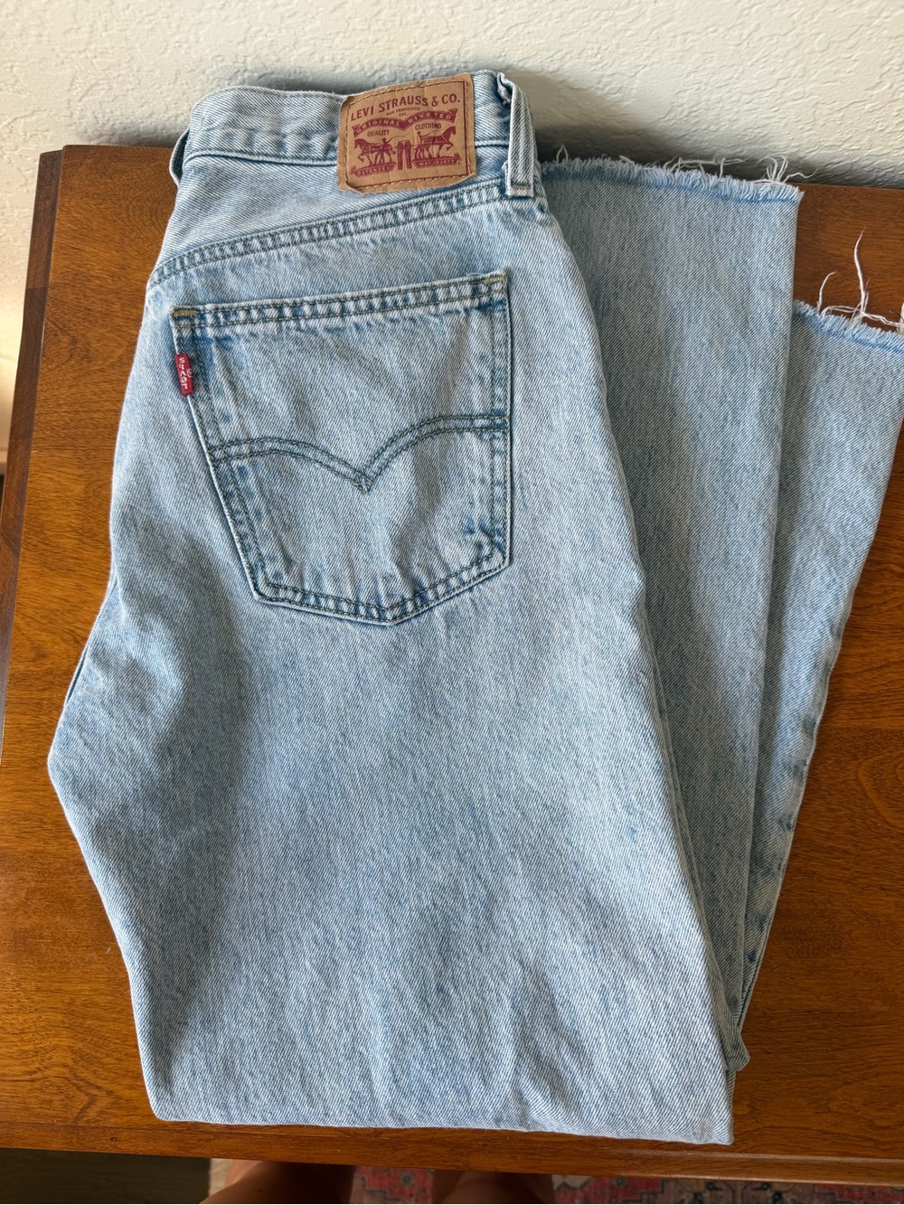 Levis Classic Light Blue Low Pro Straight-Leg Jeans 28